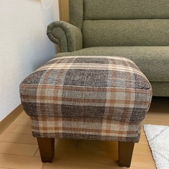 2.5人掛けソファ+オットマン+クッション×2セットの画像