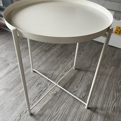 IKEA　テーブル