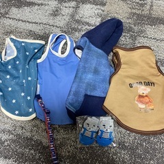 犬服、首輪、靴下6点まとめて。