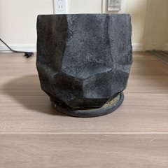 植木鉢の画像