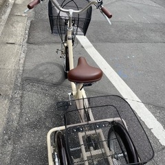 アサヒサイクル 自転車大人用三輪車の画像