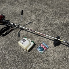 エンジン式　芝刈り機　草刈機　