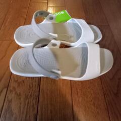 🍒未使用🍒　ｃｒｏｃｓ　クロックス　サンダルの画像