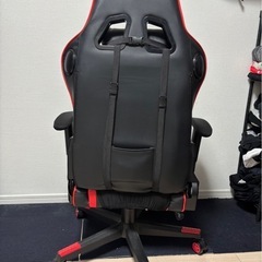 ゲーミングチェア スピーカー、カバー付きの画像