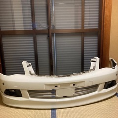 ブルーバードシルフィ　アクシス　　フロントバンパー