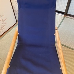 ニーチェア風折りたたみチェア