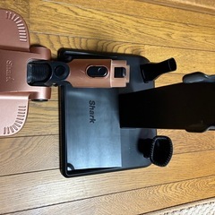 Shark 充電式サイクロンスティック クリーナー CH966J...