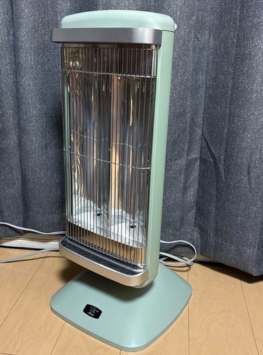 アラジン　CAH-2G10A 遠赤外線グラファイトヒーター 1000W