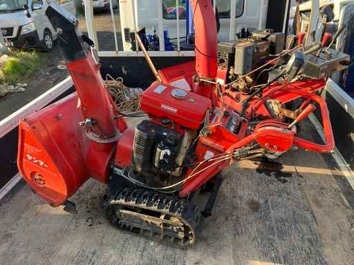 除雪機各種ヤンマーヤマハヤナセ実働不動あります。