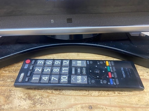 【中古】TOSHIBA 東芝　32V型 液晶テレビ REGZA 32C7000 ②