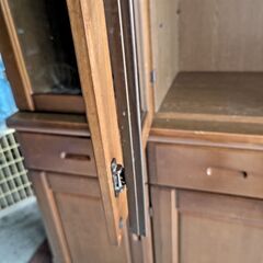 食器棚の画像