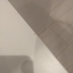 イケア　メルトルプダイニングテーブルの画像