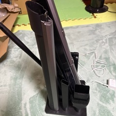 【値下げ】　【美品】IRIS OHYAMA 充電式ハンディクリーナー　ブラウンメタリック　HCD-A1M-Tの画像