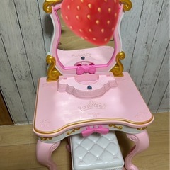 ディズニープリンセス　鏡台の画像