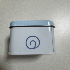 サンリオ　シナモンロール　缶の画像