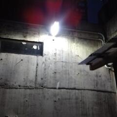 暗くなると自動外灯ＬＥＤの画像