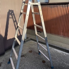 脚立