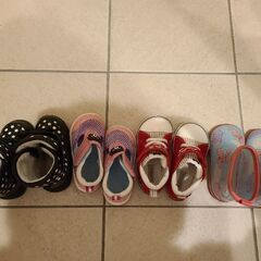 子ども靴