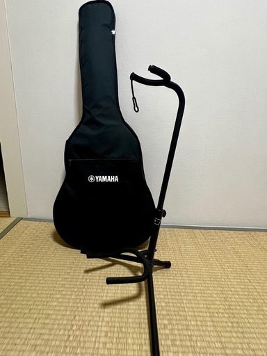 YAMAHA アコギ ほぼ新品  カバー・スタンド付き
