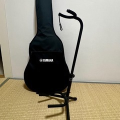 YAMAHA アコギ ほぼ新品  カバー・スタンド付きの画像
