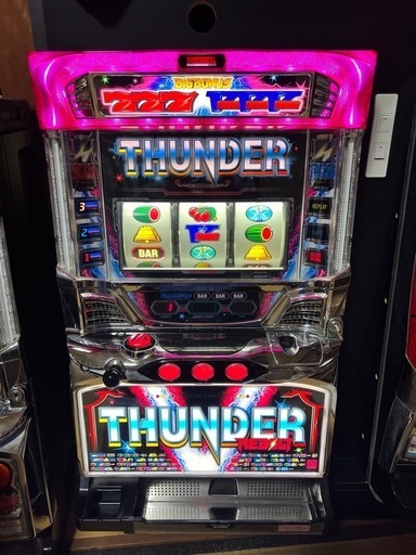 パチスロ　サンダーVリボルト 実機
