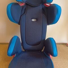 ISOFIX ジュニアシート：　タカタ321 