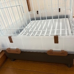 うさぎ用★個人使用  ケージ トイレ・お皿付き良品です。の画像