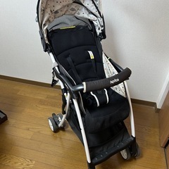 ベビーカー　アップリカ
　　