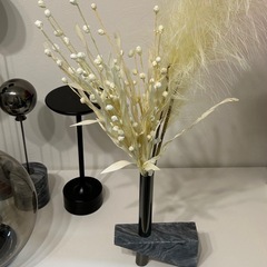 花瓶　グレー、メタル
