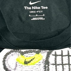 NIKE Tシャツの画像