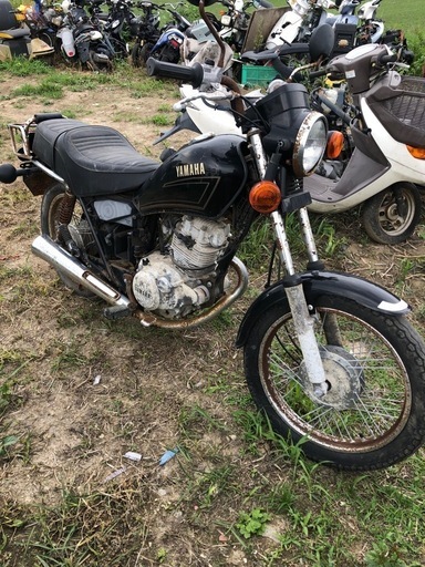 ヤマハ　SR125  書類付レストアベース車