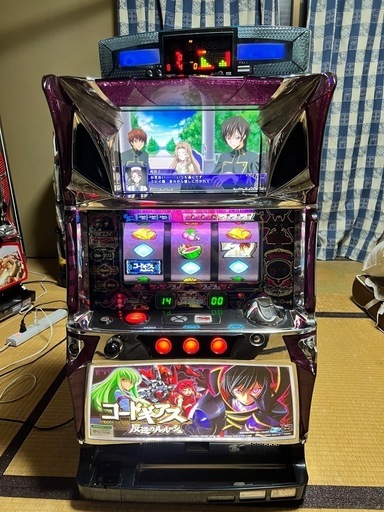 パチスロ　コードギアス　反逆のルルーシュ　データカウンター付　実機