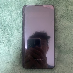 LG G8

