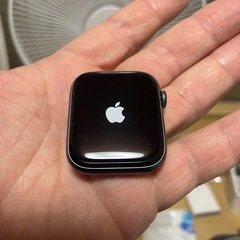 Apple Watch4 44mmGPS最大容量89%の画像