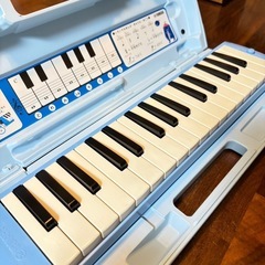 ヤマハ　YAMAHA　ピアニカ（ブルー）　P-32E 中古　本体