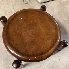 木製スツール 丸椅子 ブラウン　レトロの画像