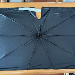【ほぼ新品】自動車　サンシェード　パラソル型シェード　簡単取り付け　ガラスにフィットの画像