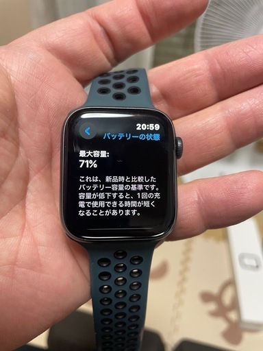 Apple Watch4 44mmGPS最大容量71%