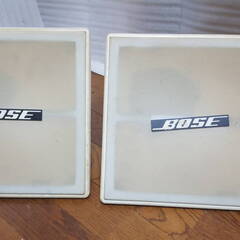 BOSE ボーズ　ピラミッド型 スピーカー　111PY ホワイト　ペア （裏面塗装あり、銘板片方外れあり）音出し確認済み (No.18)
