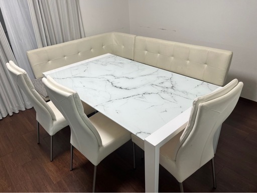 受け渡し者決定　ニトリ　ダイニングテーブル　一式　テーブル伸縮式