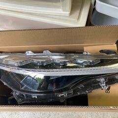 カローラ クロス ZSG ZVG 10 15 11 LED ヘッ...