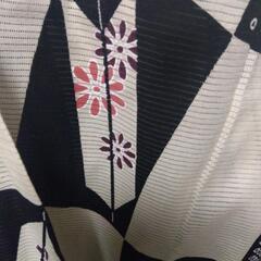 (値下げ)大人の浴衣( 簡帯、付属品もあり)の画像