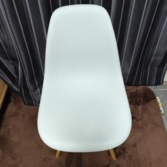 美品ダイニングチェアの画像