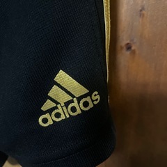 adidas ハーフパンツ　メンズの画像