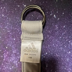 adidas ベルトの画像