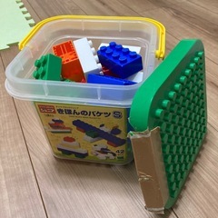 子供用ブロックバケツ付き