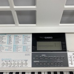 CASIO カシオ LK-516 電子ピアノ キーボード 光ナビゲーション 61鍵 マイク/ヘッドホン付き 鍵盤楽器 の画像