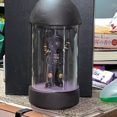 宇宙飛行士の風防バックフロー香炉 