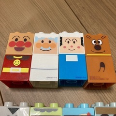 アンパンマンと仲間たち　ブロックセット8体の画像