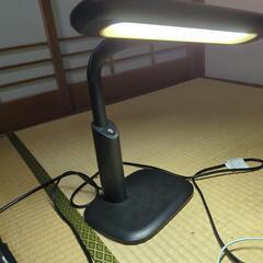 卓上ライトの画像